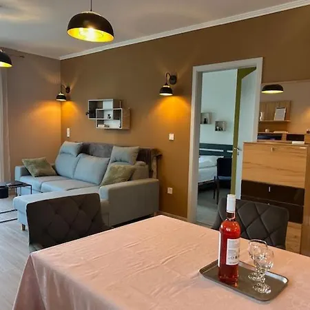 Luxurious Bob Apartment With Private Parking Budapest Exterior photo