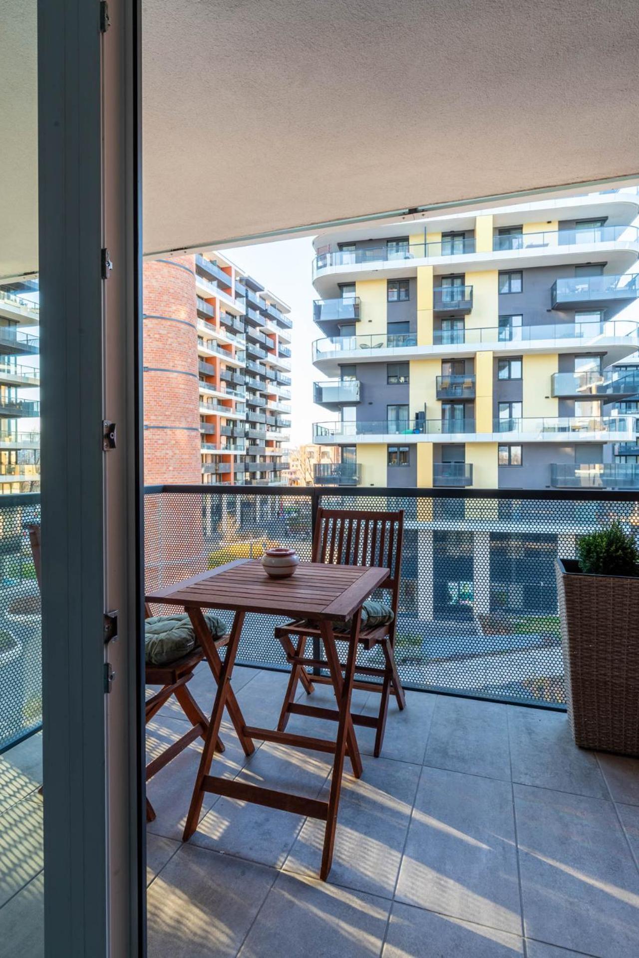 Luxurious Bob With Private Parking Apartament