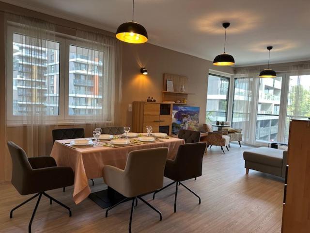 Luxurious Bob With Private Parking Appartamento Budapest